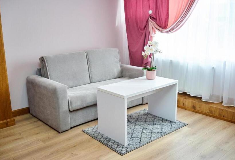 اتاق سوپریور با تخت بزرگ, східний