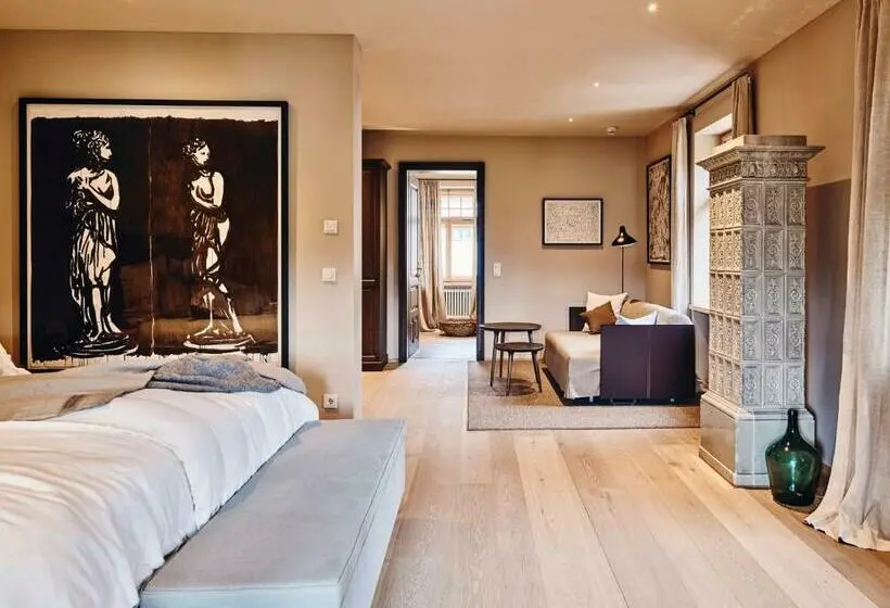 Habitació Estàndard, Krenn