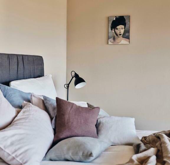 Люкс с Балконом, Krenn