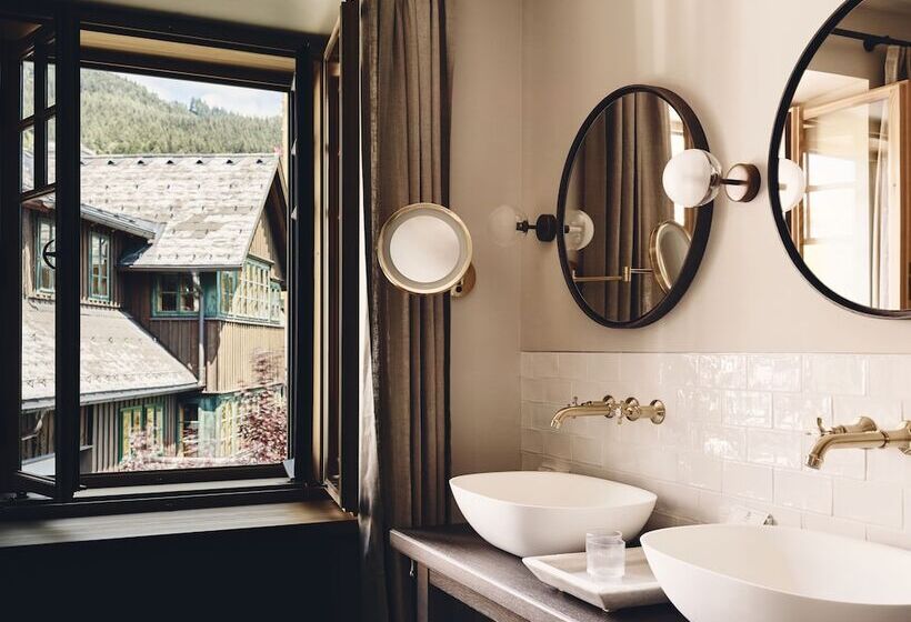 Номер Deluxe, Krenn