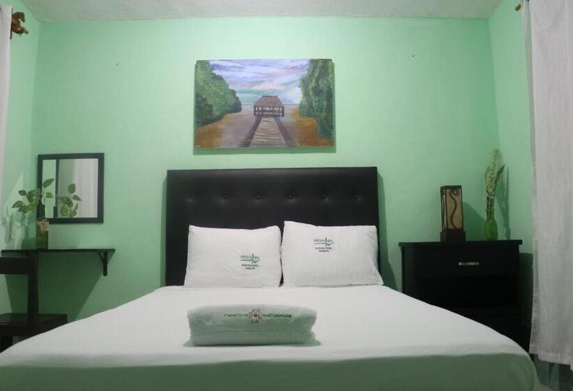 غرفة قياسية ثلاثية, Hospedaje Wotoch Aayin