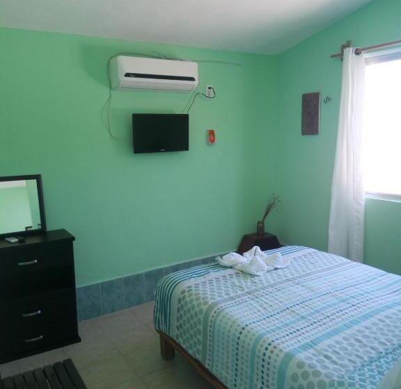 غرفة قياسية ثلاثية, Hospedaje Wotoch Aayin