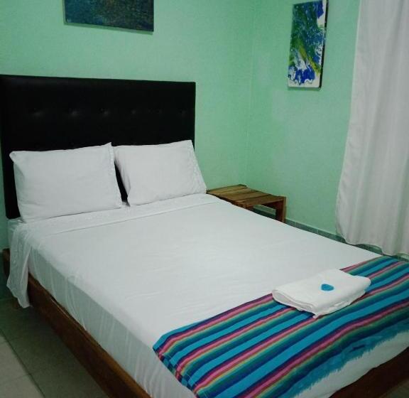 غرفة قياسية ثلاثية, Hospedaje Wotoch Aayin