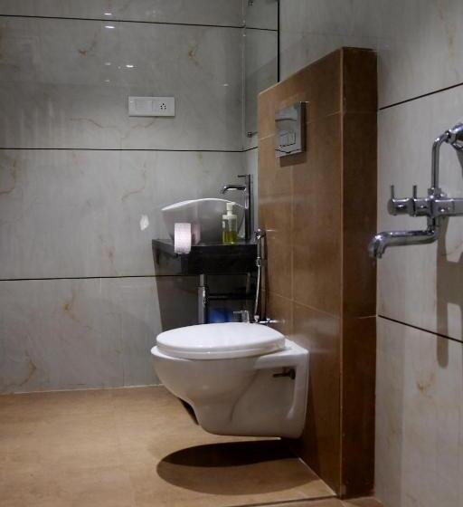 Номер Deluxe, Monarch Center Point Near Dahanu Beach, Bordi