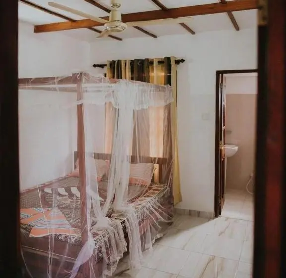 エコノミールーム, The Wave Surf Inn Midigama