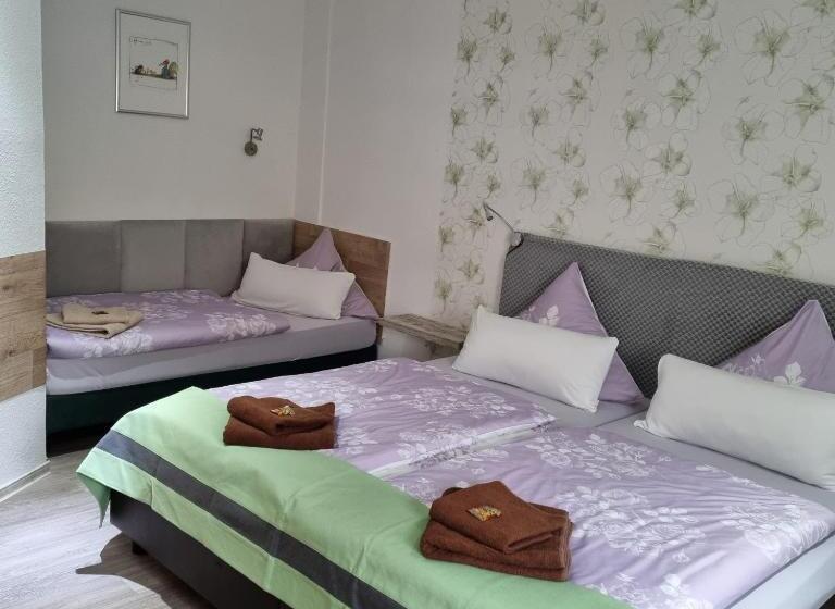 חדר משפחתי, Pension Elisabeth Am Elberadweg