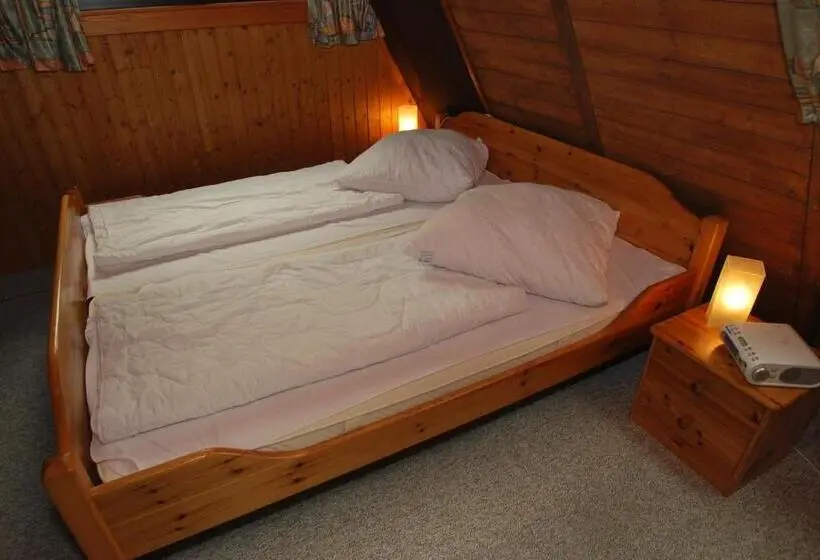 ３ベッドルームアパートメント, Holiday Park  Nurdach