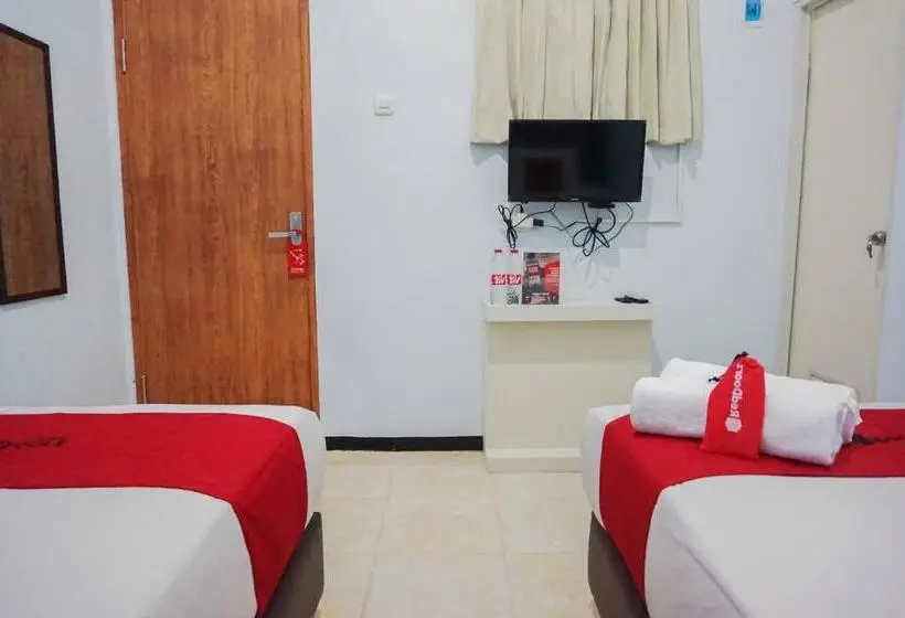 スタンダードルーム, Reddoorz Near Velodrome Malang 2