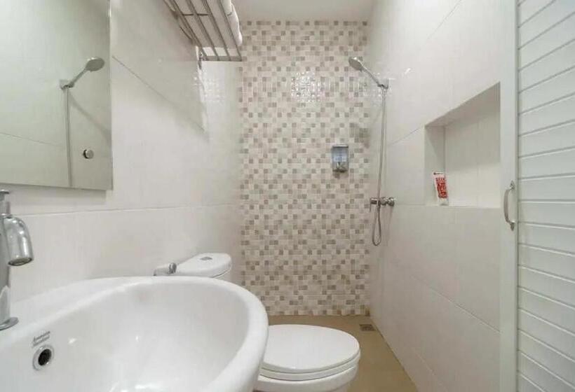 חדר סטנדרט, Reddoorz Plus @ Cemara Asri Medan
