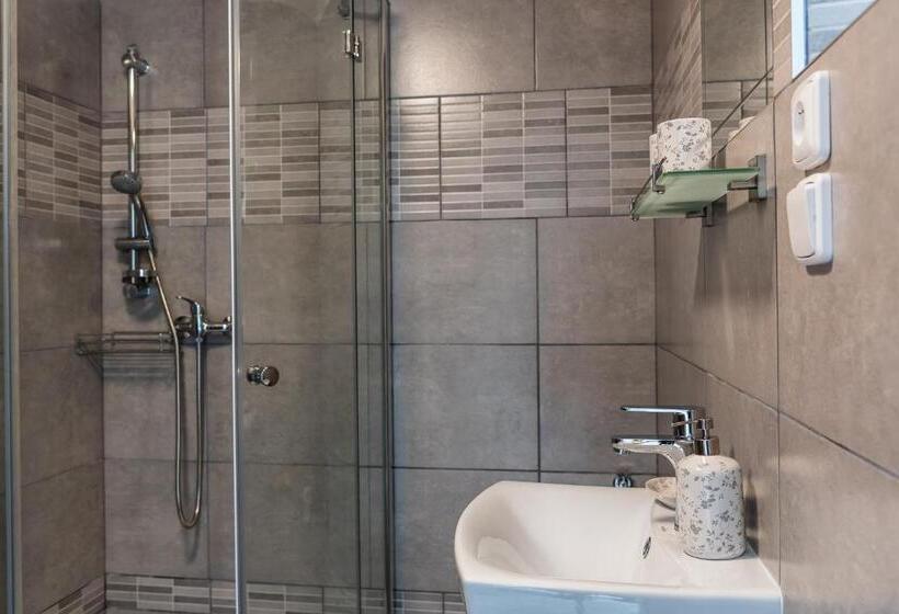 Appartement met 1 Slaapkamer met Terras, Penzion U Pivovaru