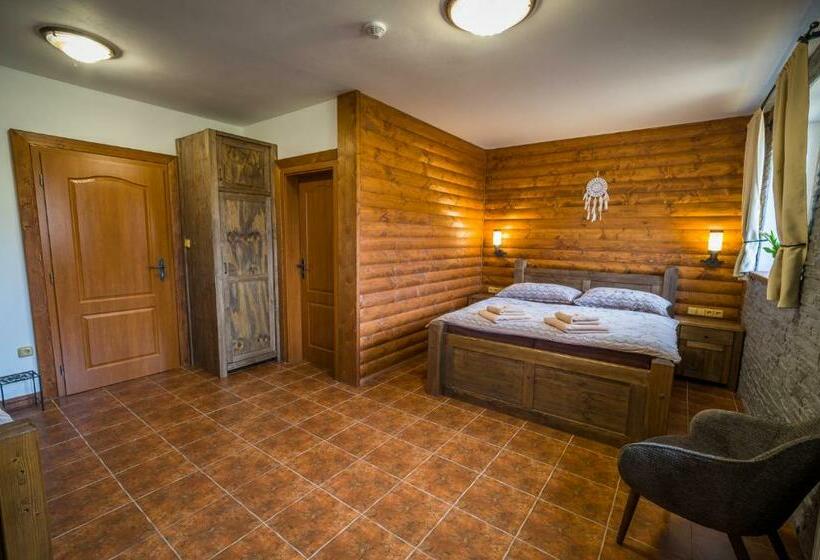 Habitació Triple Estàndard, Ranch Jestřebice