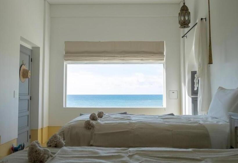 חדר סטנדרט, Riad Lamp