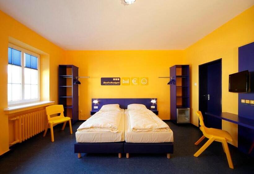 اتاق استاندارد با سرویس بهداشتی مشترک, Bed Nbudget Expo Hostel Rooms