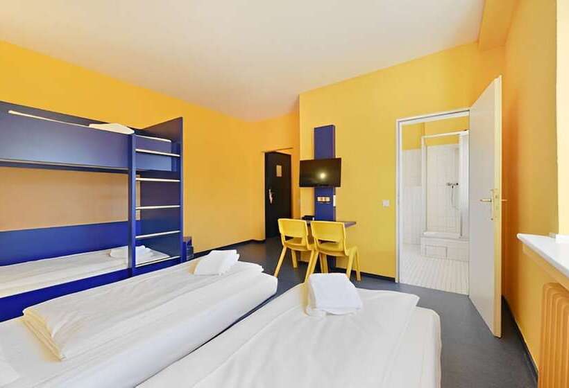 Четырехместный Номер Стандарт, Bed Nbudget Expo Hostel Rooms