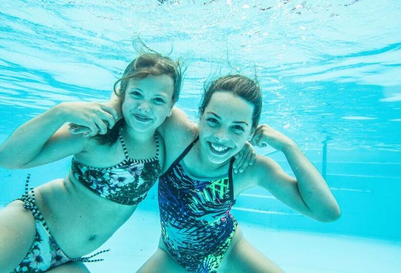 ファミリールーム, & Restaurant   Auberge De Hilver