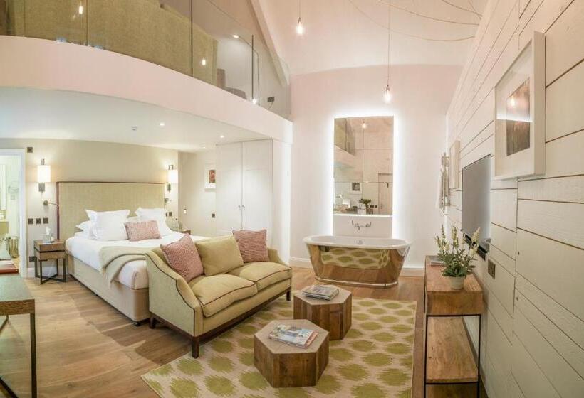 Suite, Barnsley House