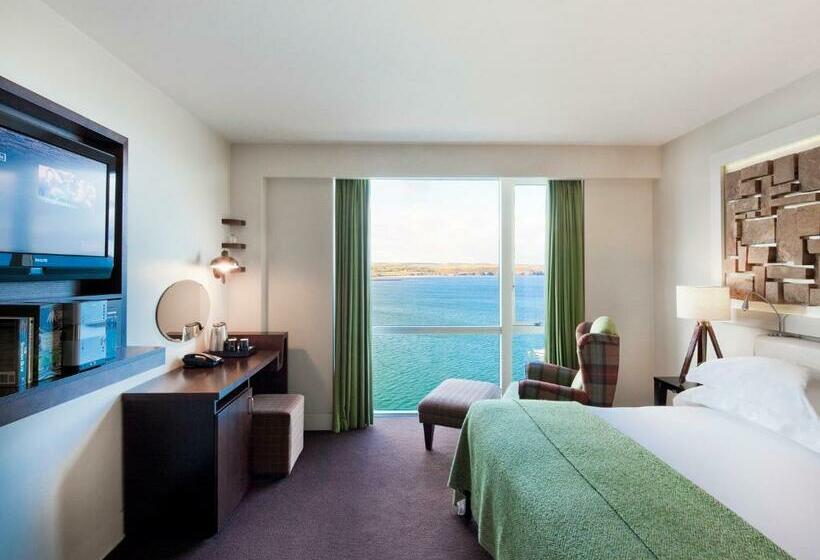 オーシャンビューデラックスルーム, Cliff House