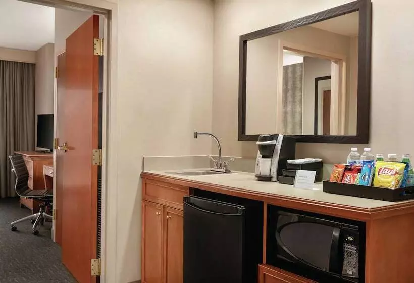 スイート, Embassy Suites By Hilton Nashville South Cool Springs