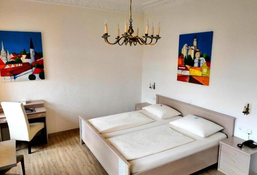 Номер Стандарт, Fantasie