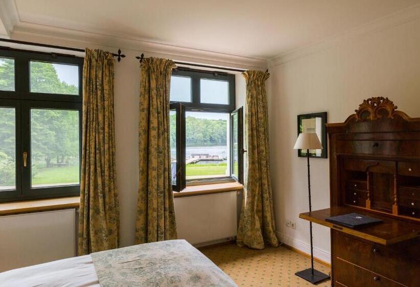 レイクビュースタンダードルーム, Gut Klostermuhle Natur Resort & Medical Spa