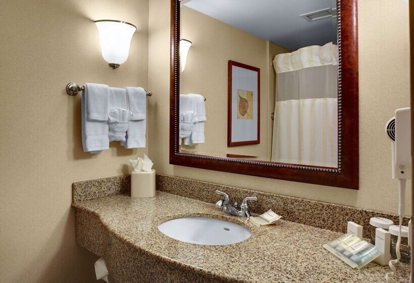 标准间, Hilton Garden Inn Akron Canton Airport