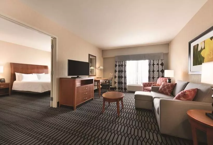 Standard-huone, Hilton Garden Inn Akron Canton Airport
