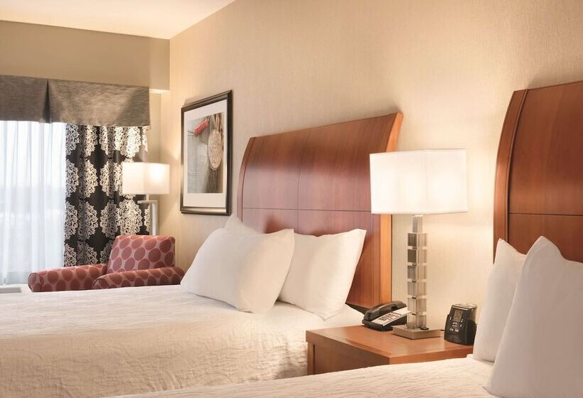 Номер Стандарт Адаптированный для Инвалидов, Hilton Garden Inn Akron Canton Airport