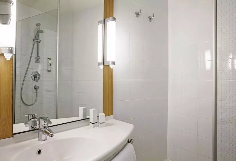 اتاق استاندارد, Ibis Ripollet