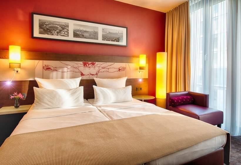 Трехместный Номер Комфорт, Leonardo Royal Hotel Munich