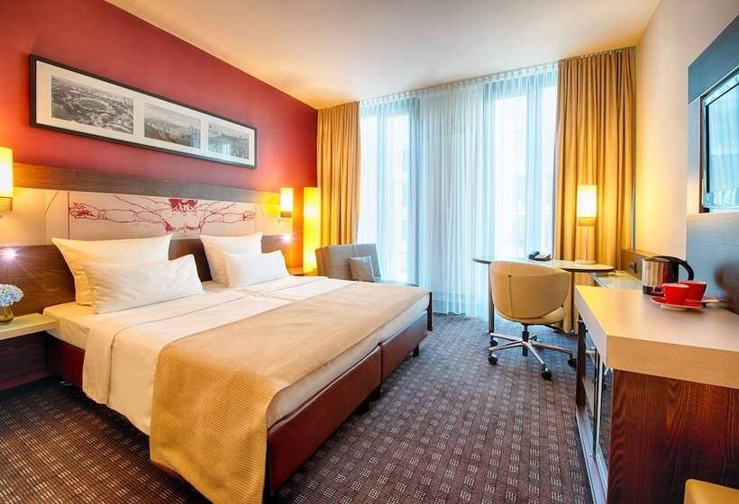 Трехместный Номер Комфорт, Leonardo Royal Hotel Munich