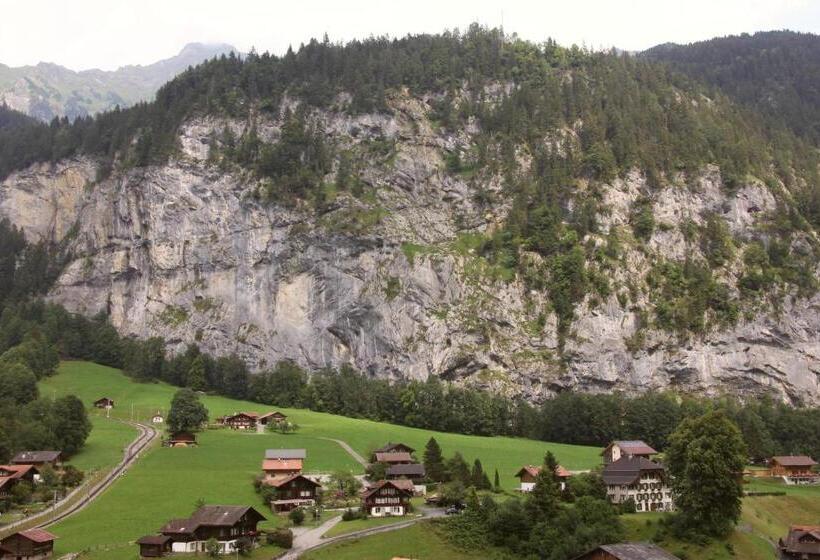 스탠다드 트리플 룸, Staubbach