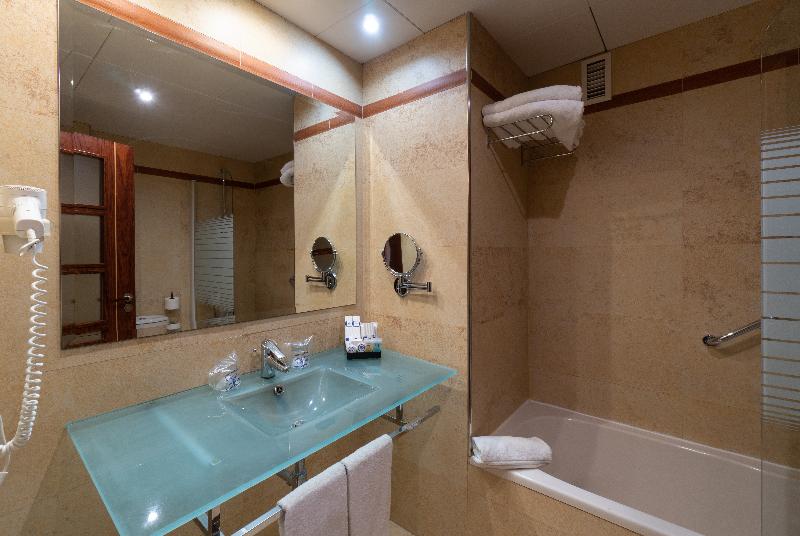 キングサイズベッドのスイートルーム, Super 8 By Wyndham Iah West/greenspoint