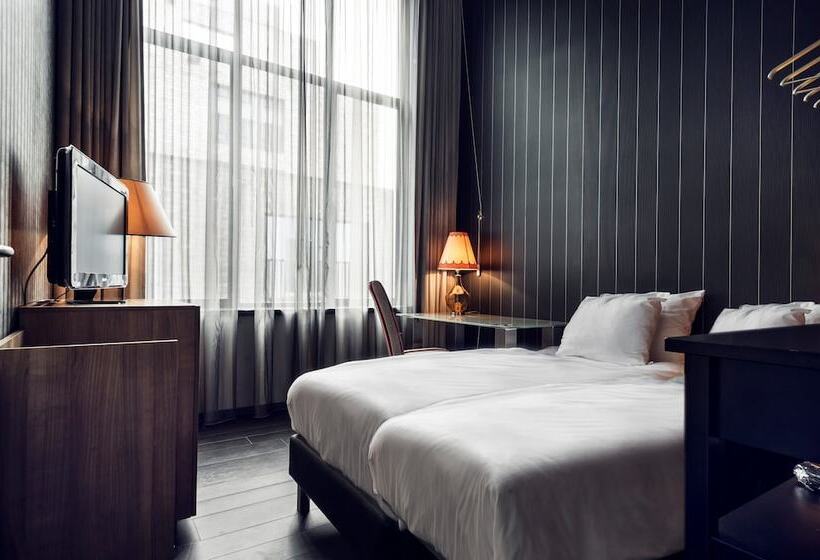 Номер Стандарт, Westcord Hotel Eindhoven