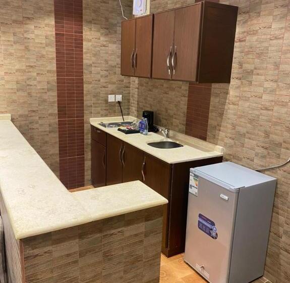 Suite Familiare, القصر للاجنحة الفندقية احد رفيدة