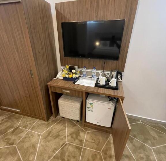 标准三人间, فندق الميار , Al Mayar