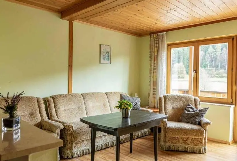 スタンダード４人部屋, Landgasthof Peterhof