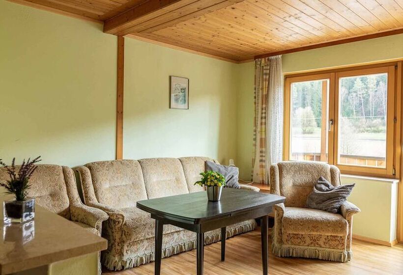 חדר סטנדרט לארבעה, Landgasthof Peterhof