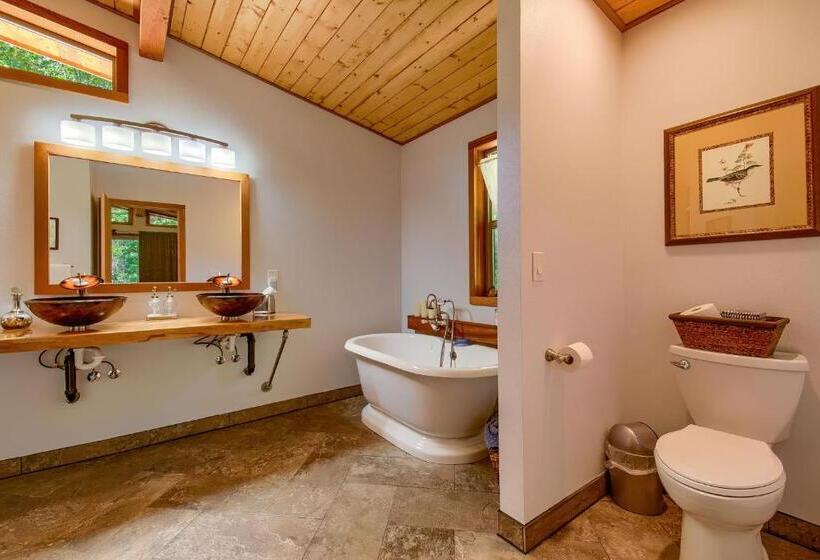 غرفة قياسية سرير كينج, Angels Rest B&b Lavender Farm