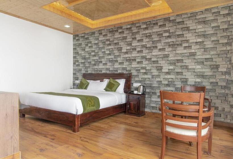 バルコニー付きデラックスルーム, Echor   The Koti Village Resort Kufri