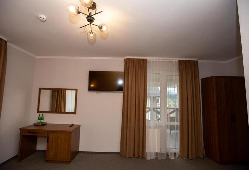 Habitación Estándar con Terraza, князів двір