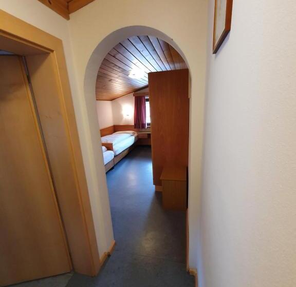 חדר סטנדרט, Albergo Bar Ristorante Dolomia