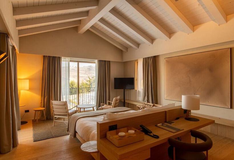 סוויטת ג'וניור, Casa Di Langa