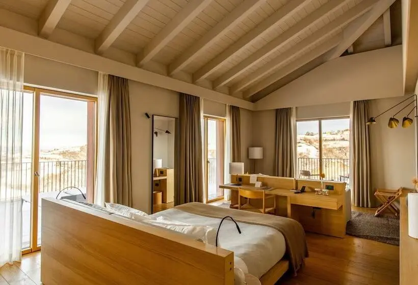 スイート, Casa Di Langa
