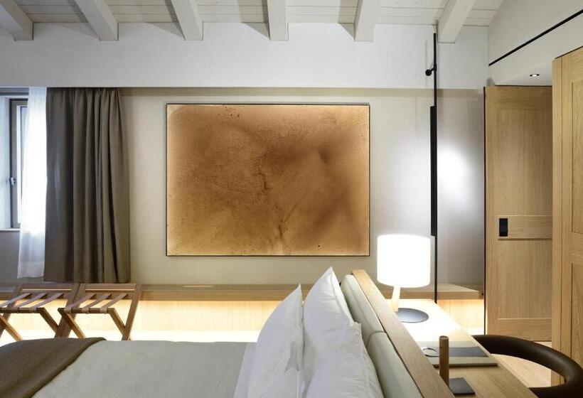 סוויטת ג'וניור, Casa Di Langa