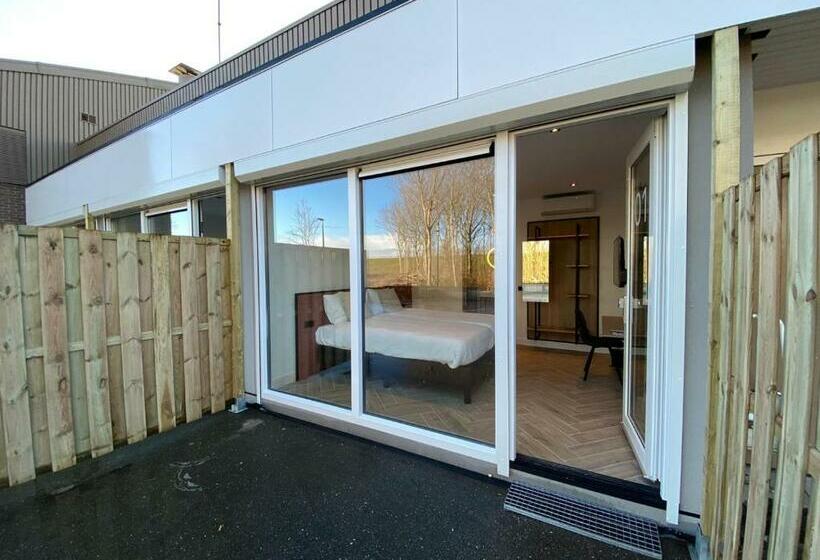 スタンダードルーム, Harteluk Afsluitdijk Zurich