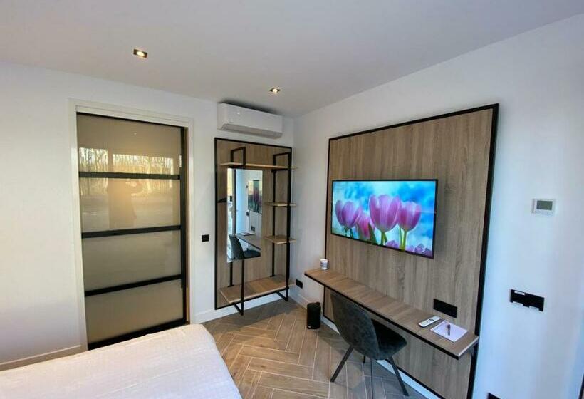 スタンダードルーム, Harteluk Afsluitdijk Zurich