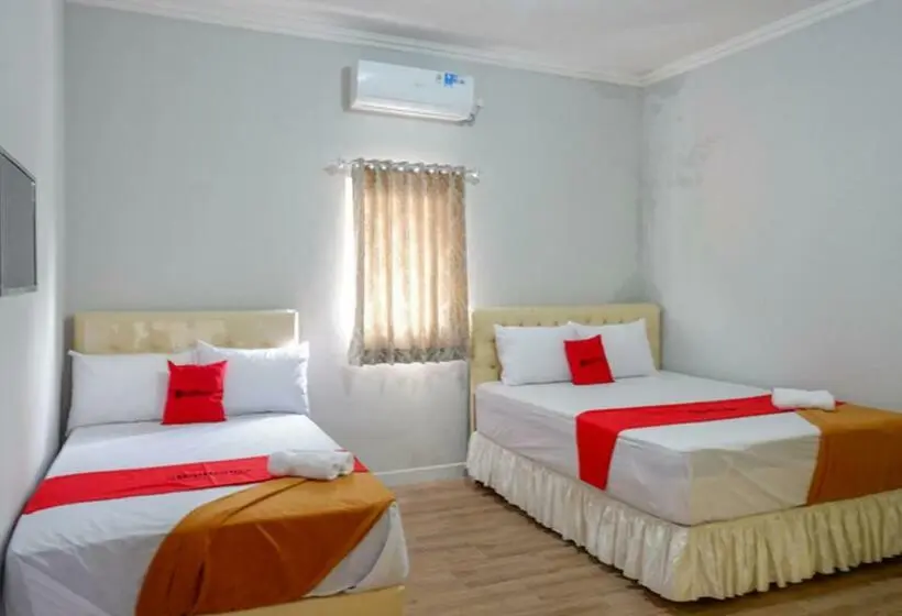 ファミリールーム, Reddoorz @ City Park Medoho Semarang