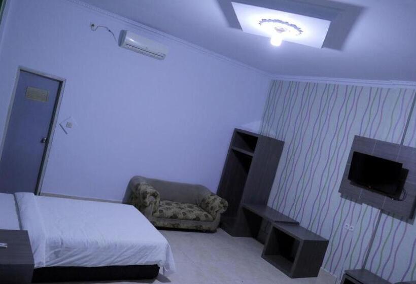 חדר דלוקס, Reddoorz @ Pasangkayu Mamuju Utara