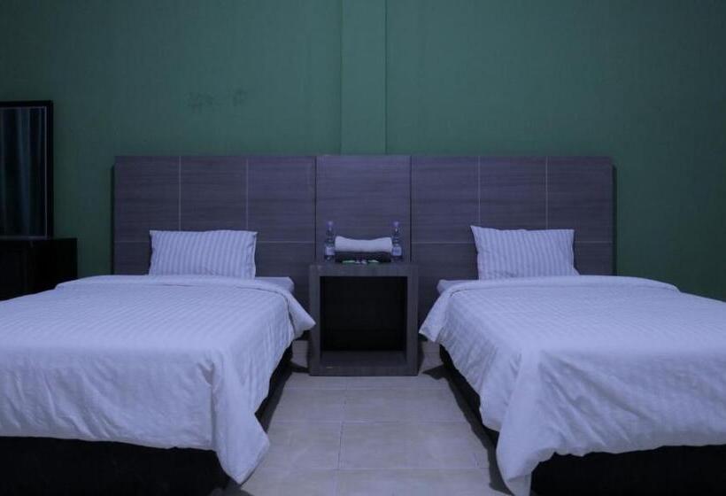 חדר דלוקס, Reddoorz @ Pasangkayu Mamuju Utara