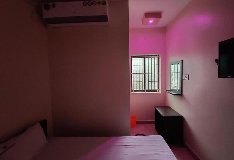 Номер Deluxe, Sivamurugan Residency